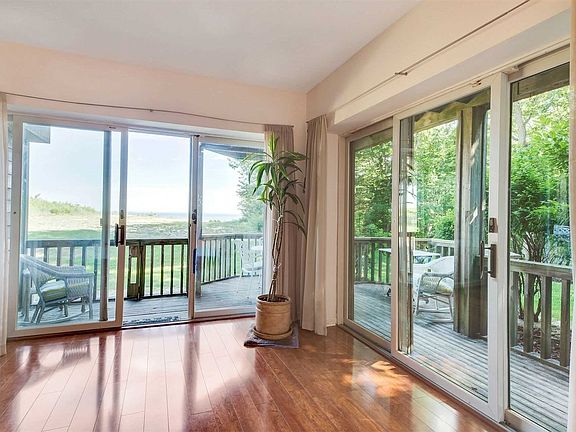 2nd image of 301 Fox Hill Dr
