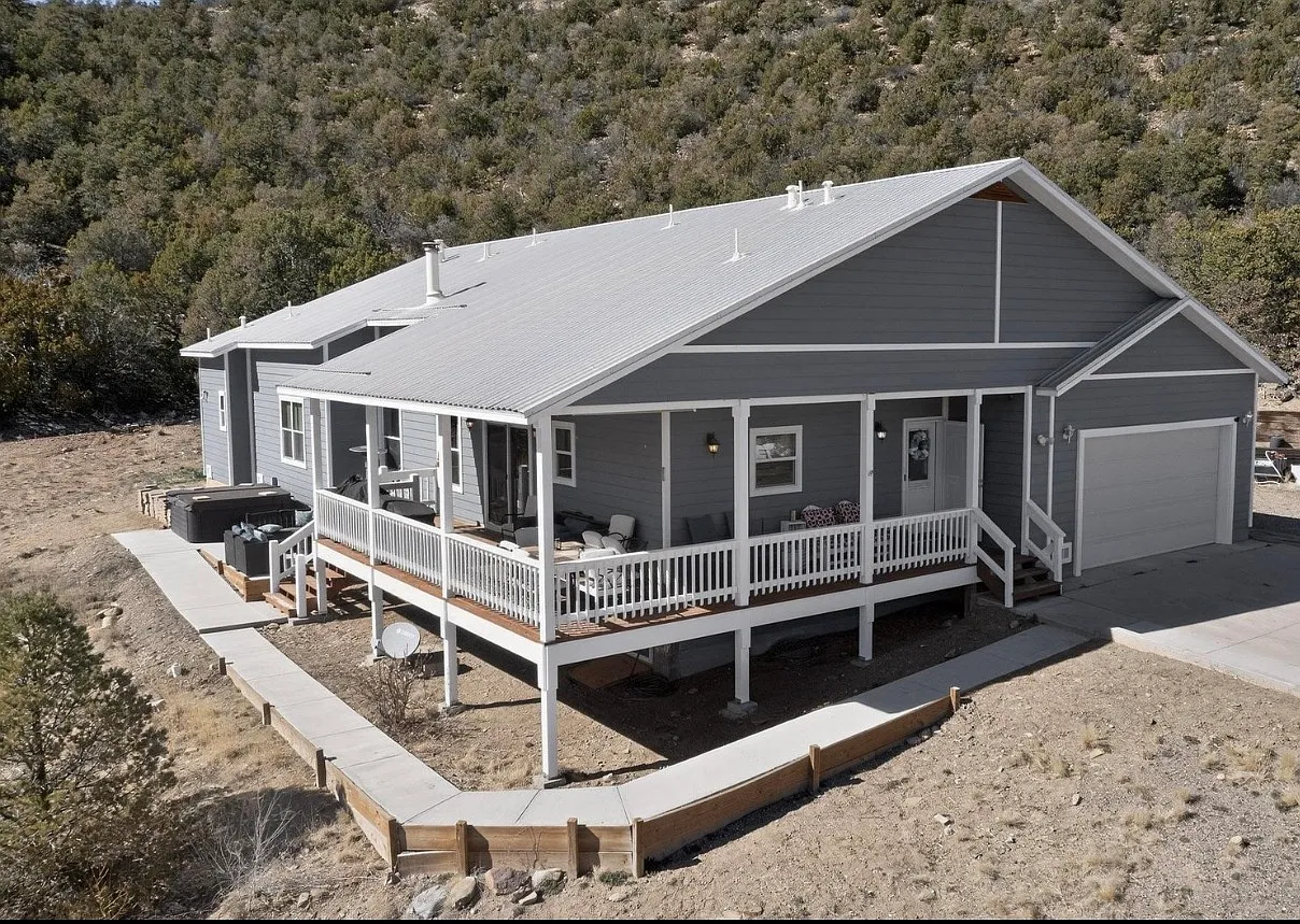 88 Rincon Loop Rd — Photo 1