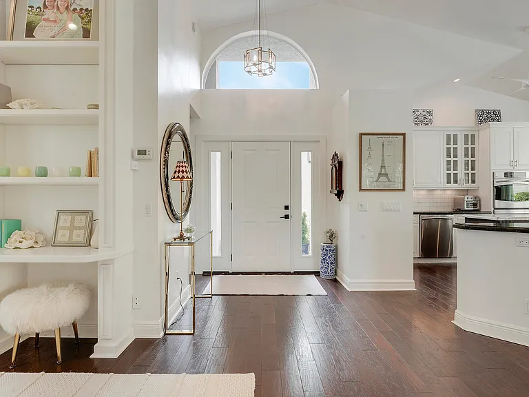 13810 Cross Pointe Ct — Photo 3