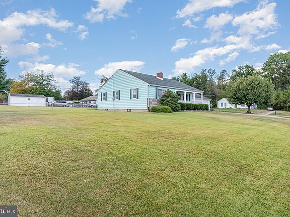 3rd image of 1500 Nittany Ln