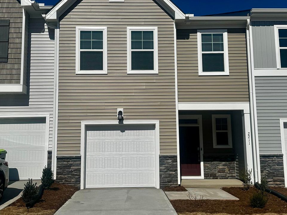 1st image of 2211 Tulip Bloom Ln