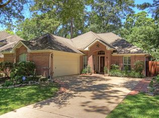 18 Devonshire Dr, Conroe, TX 77304