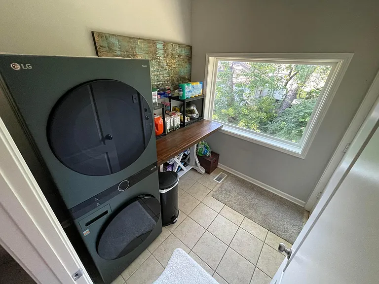 4007 Booth St — Photo 3