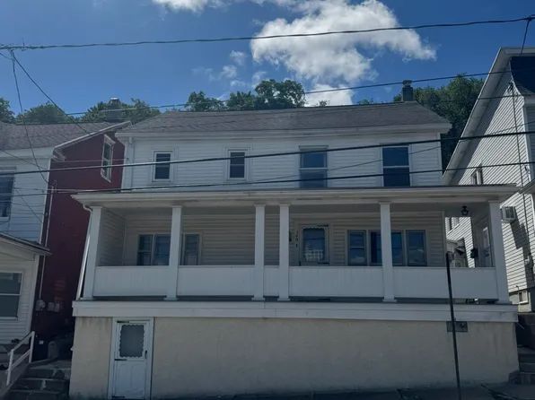 140 Orwigsburg St, Tamaqua, PA 18252