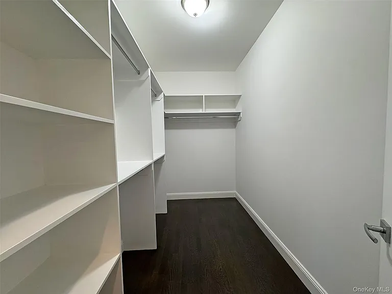 1019 Grove St — Photo 12