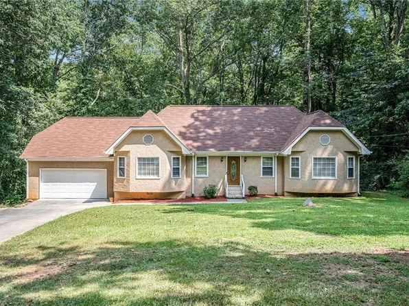 9224 Snipe Ln, Jonesboro, GA 30236