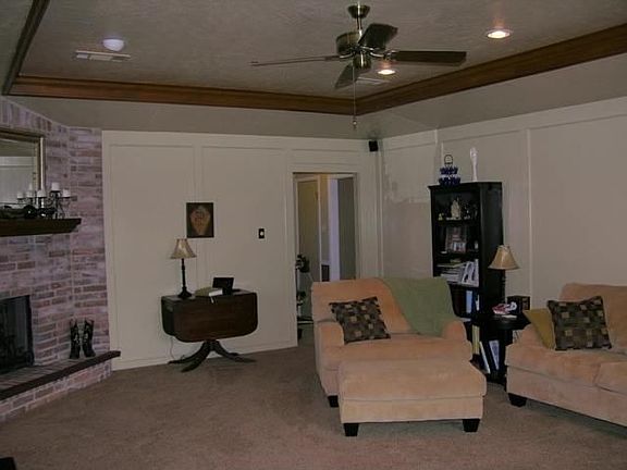 4th image of 13035 Aspen Ln