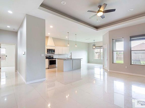 2nd image of 3932 Maritza Dr