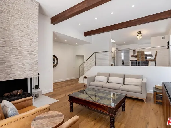 1842 Palisades Dr, Pacific Palisades, CA 90272