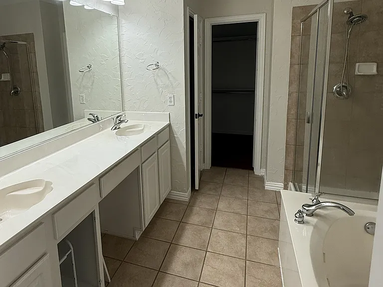 3817 Appleton Ln — Photo 9