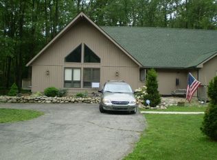 5686 E Nappanee Trl, Rolling Prairie, IN 46371