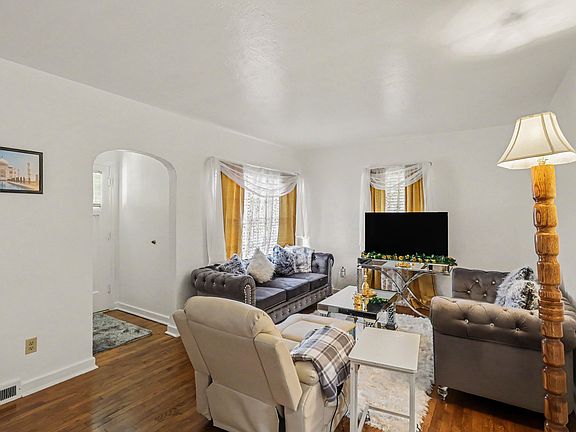 5th image of 503 Myrtle Ave