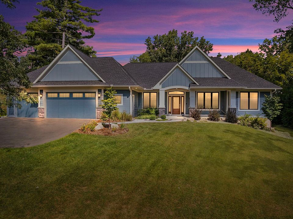 141 Mendota Rd W, West Saint Paul, MN 55118 Zillow