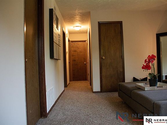 3rd image of 300 N 35th St #1