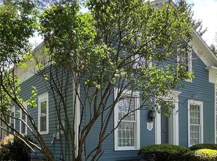 28 Riverside Dr, Poland, OH 44514