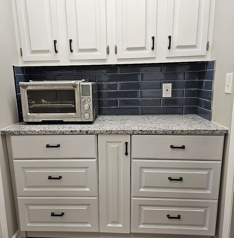 3 bed, 2405 sqft, $2,250 — Photo 3