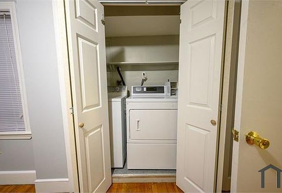 4th image of 29 Humphreys St APT 2F