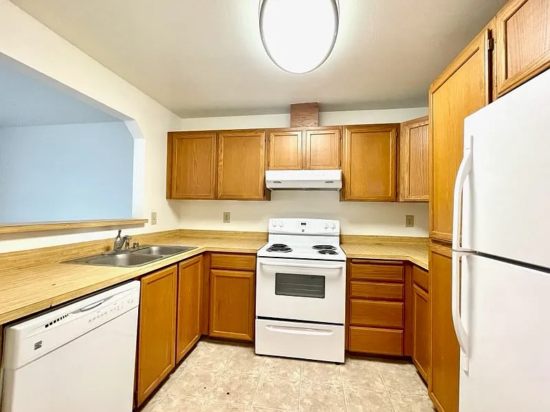 2 bed, 1150 sqft, $2,495 — Photo 2