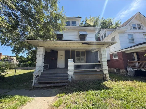 3023 College Ave, Kansas City, MO 64128