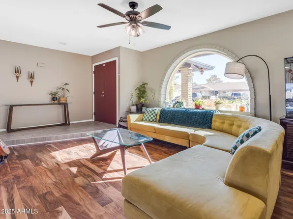 4738 W VOGEL Avenue, Glendale, AZ 85302