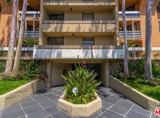750 N Kings Rd UNIT 1, Los Angeles, CA 90069
