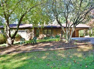 132 Rosecrest Dr, Mount Airy, NC 27030