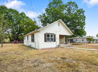 1001 S 27th St, Corsicana, TX 75110
