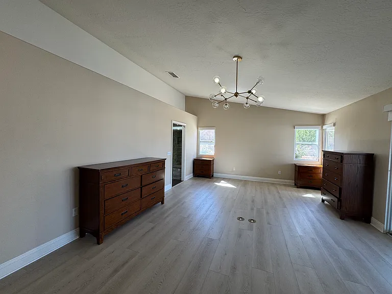 12552 Overlook Rd — Photo 32