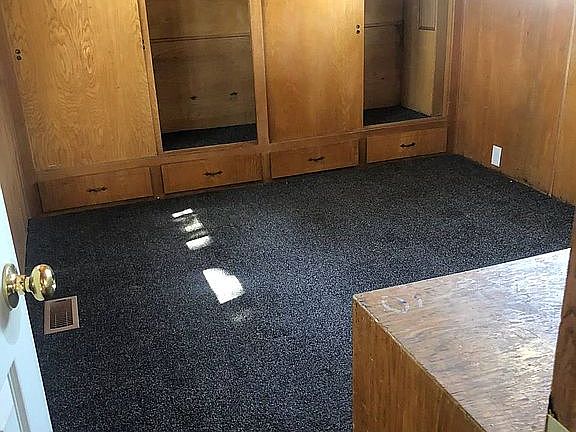 4th image of 1481 Palm St #110