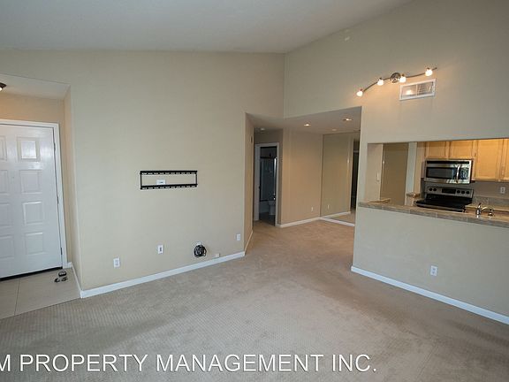 5th image of 5941 Lake Hennessy Ct Unit 540
