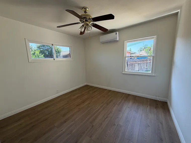 2053 E Shamwood St — Photo 8