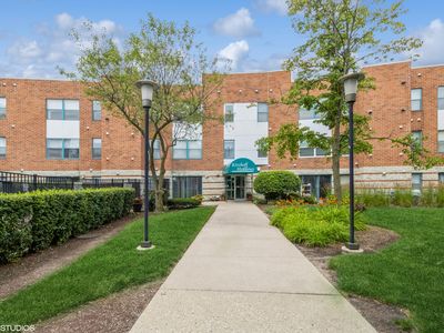 3265 Kirchoff Rd APT 128, Rolling Meadows, IL, 60008