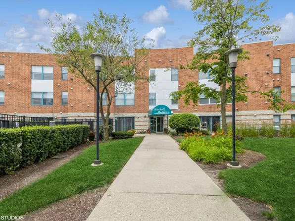 3265 Kirchoff Rd APT 128, Rolling Meadows, IL 60008