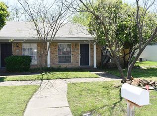 7708 Mary Dr, North Richland Hills, TX 76180