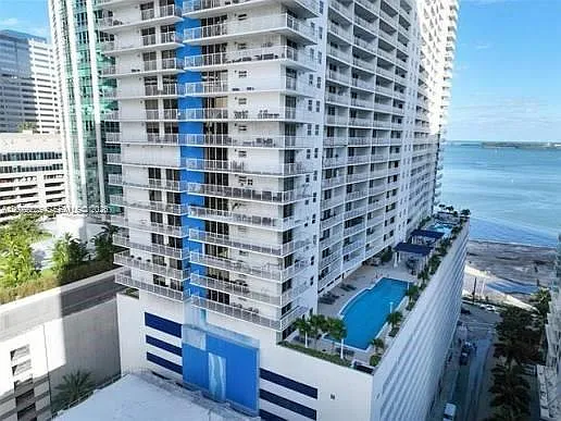 The Club At Brickell Bay — Photo 1