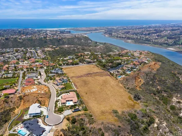 Bella Vista Dr, Encinitas, CA 92024