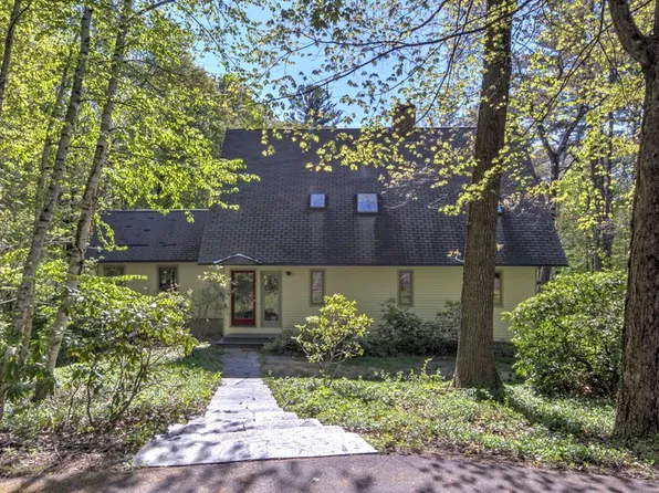 297 Shutesbury Rd, Amherst, MA 01002