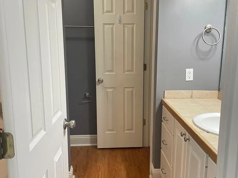 18 Clear Springs Ct — Photo 23