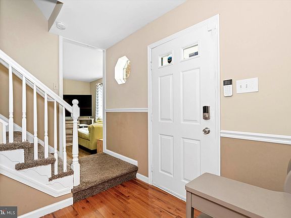 3rd image of 308 Mitchell Dr