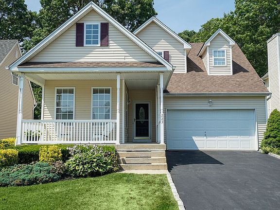 2nd image of 223 Pleasant Dr