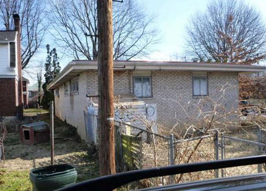 2nd image of 922 S 17th St
