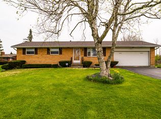 8950 Post Town Rd, Dayton, OH 45426