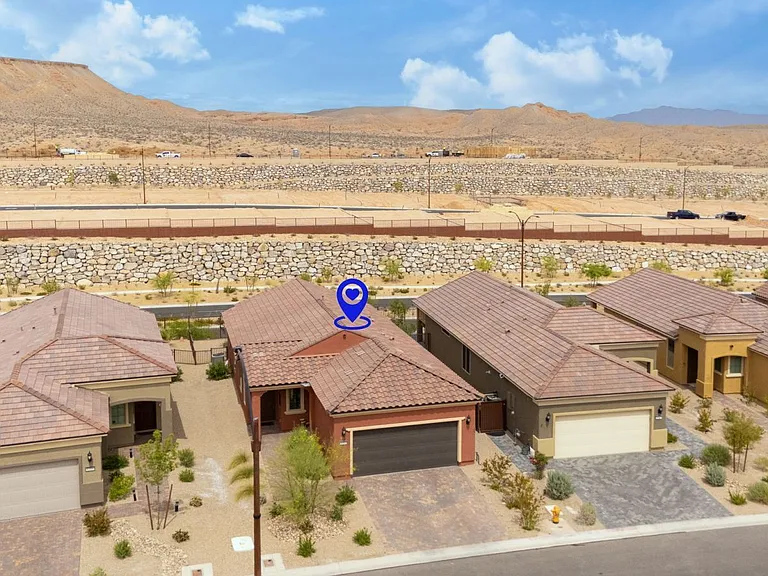 1353 Evening Breeze Ln — Photo 34