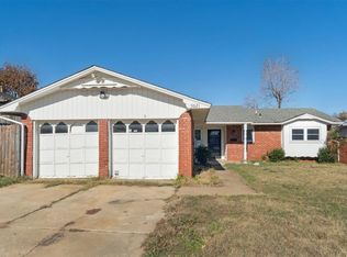 5621 NW 58th Ter, Warr Acres, OK 73122