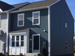 14 Needle Ct, Bunker Hill, WV 25413
