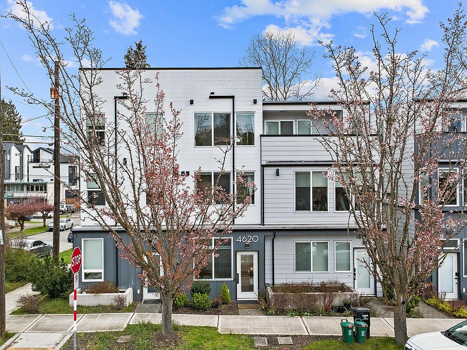 1st image of 4620 Woodland Park Ave N