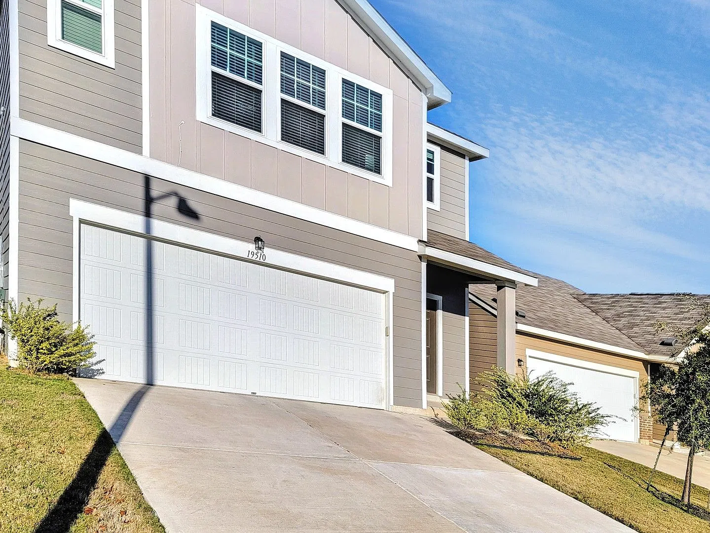 Spacious 5 BD / 3 BA Pflugerville Home with Fenced Backyard & Two Living Areas — Photo 2