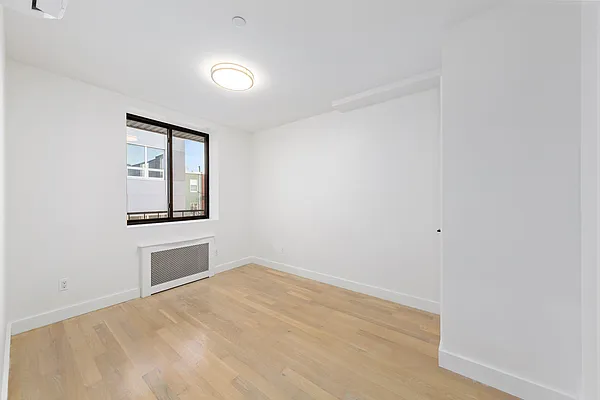 Rented by Friedman Mayer, LREB | media 27