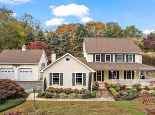 140 Ponds Edge Dr, Chadds Ford, PA 19317