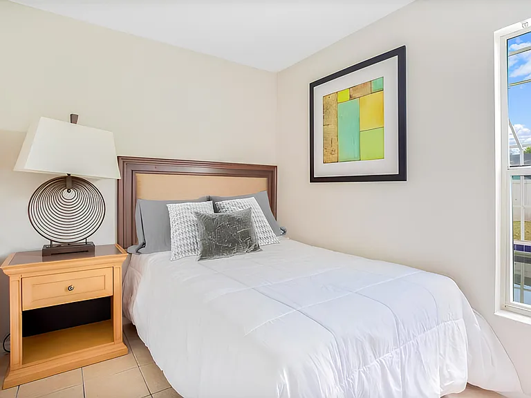 Blue Indigo Ct — Photo 4